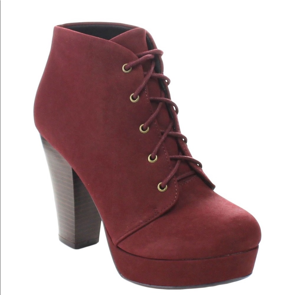 New maroon booties!